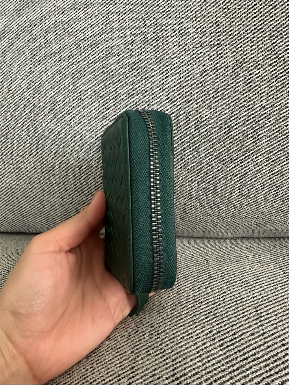Woven Leather Zip-Around Card Holder Wallet/Card Case Green